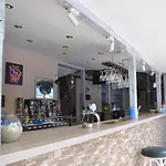 Belleville 3*