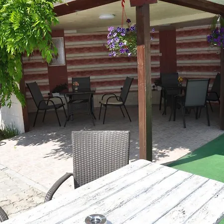 Belleville Hotel 3*