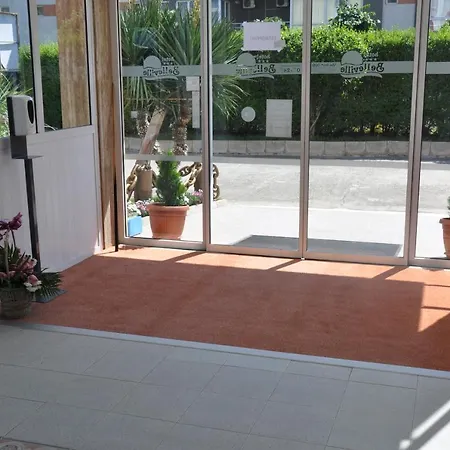 Belleville 3* סאני ביץ'